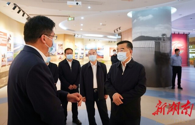 张庆伟:深入学习贯彻习近平总书记关于治水的重要论述 在推动水利高质量发展上创造新经验闯出新路子 张庆伟:深入学习贯彻习近平总书记关于治水的重要论述 在推动水利高质量发展上创造新经验闯出新路子