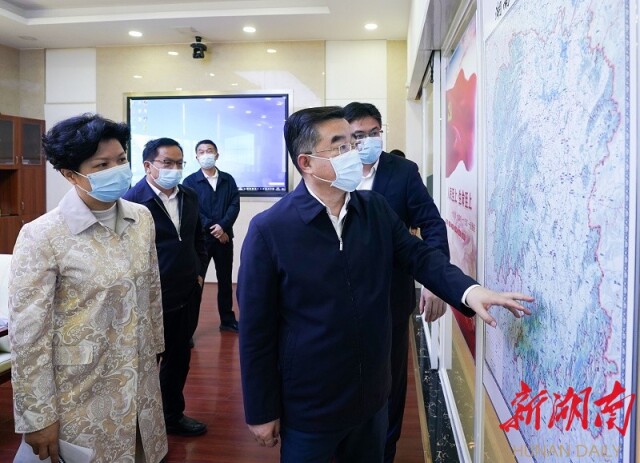 张庆伟:深入学习贯彻习近平总书记关于治水的重要论述 在推动水利高质量发展上创造新经验闯出新路子 张庆伟:深入学习贯彻习近平总书记关于治水的重要论述 在推动水利高质量发展上创造新经验闯出新路子